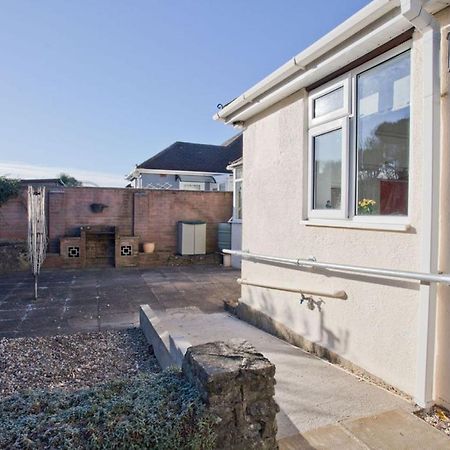 Hilda'S Retreat Accessible Wheel Chair Friendly With Hoist Poole Exteriör bild
